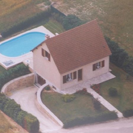 Maison De Vacances Pour 6 Personnes Avec Piscine Lainsecq المظهر الخارجي الصورة