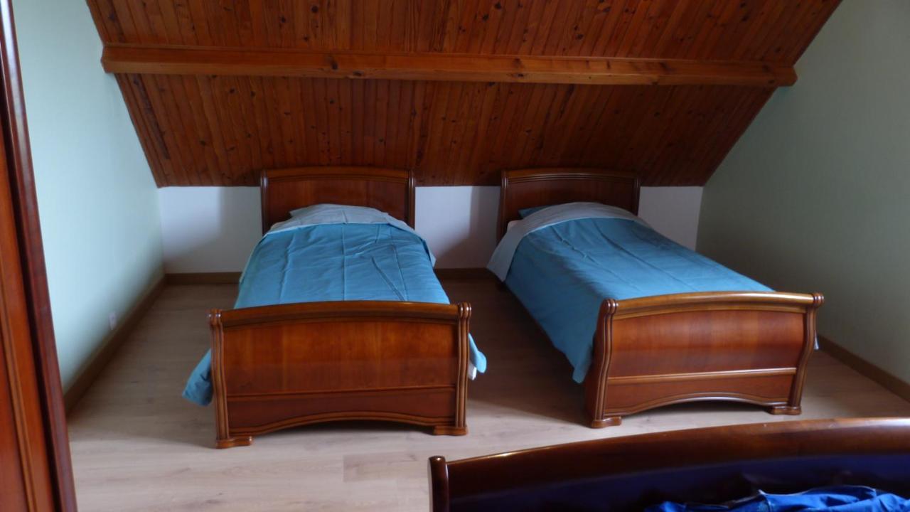 Maison De Vacances Pour 6 Personnes Avec Piscine Lainsecq المظهر الخارجي الصورة
